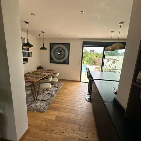 Maison Avec Piscine Proche De Paris Вилла Groslay